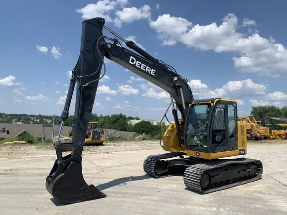 2019 John Deere 135G