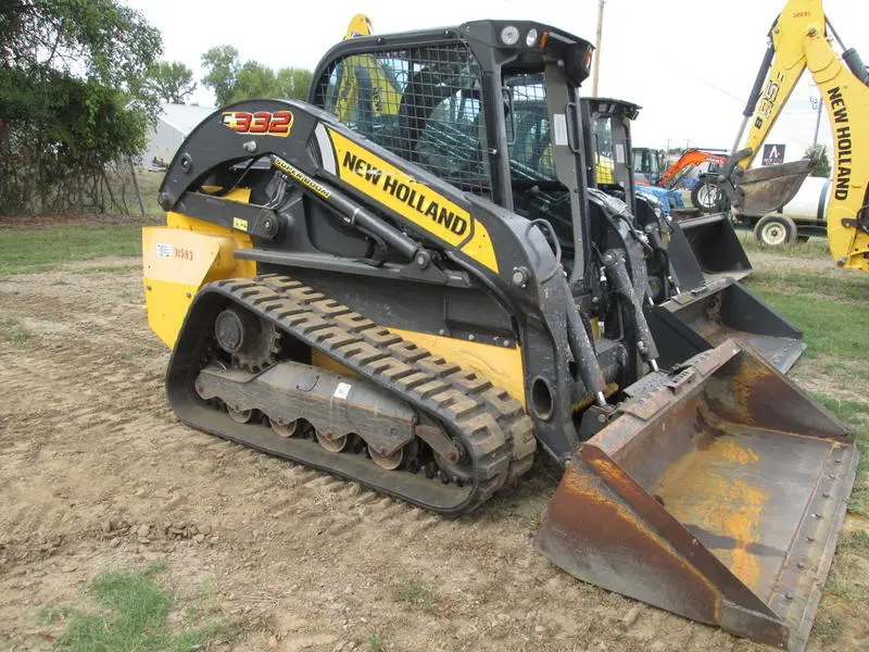 2022 New Holland C332