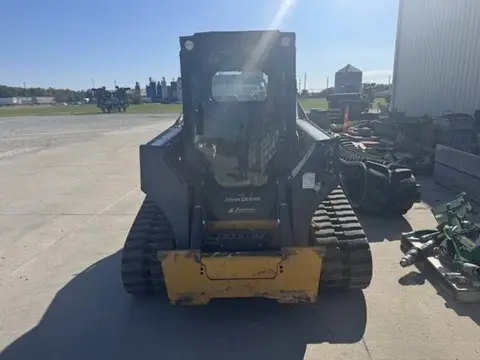 2022 John Deere 325G