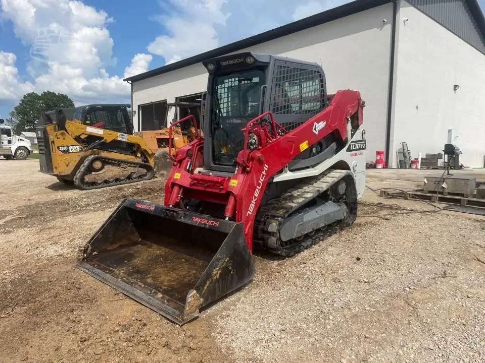 2024 Takeuchi TL10V2