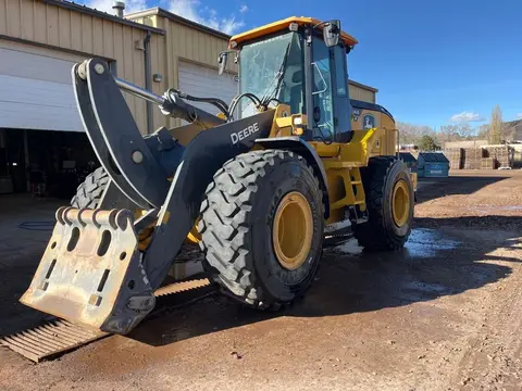 2022 John Deere 644P