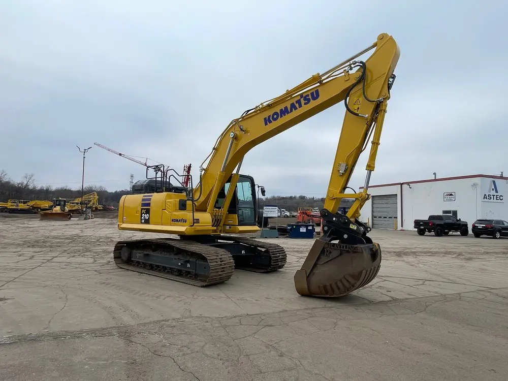 2024 Komatsu PC210LC-11