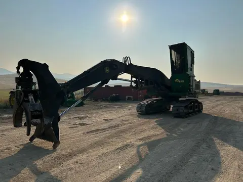 2015 John Deere 2154D