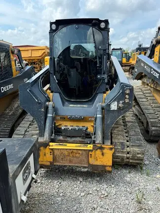 2019 John Deere 331G