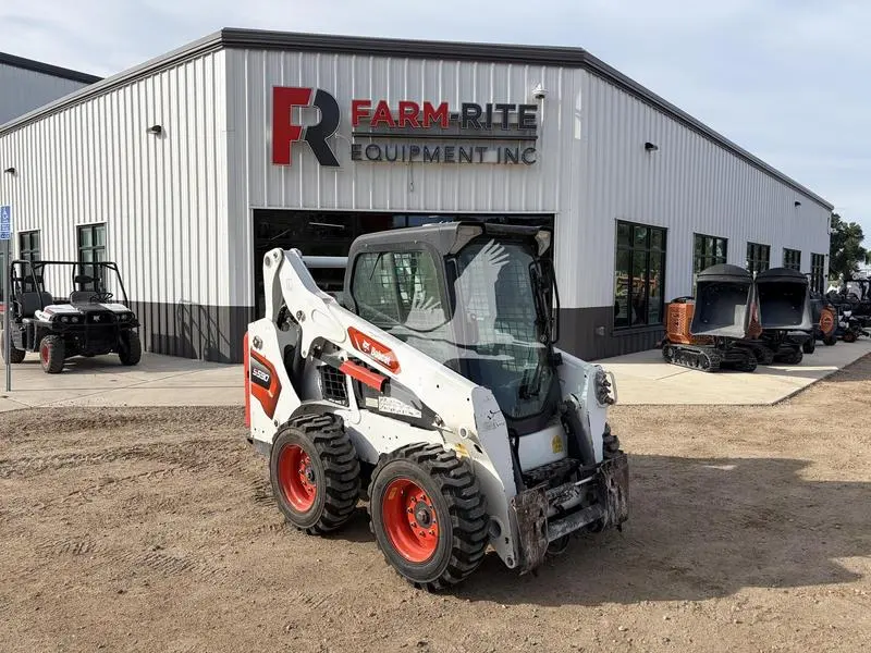 2024 Bobcat S590