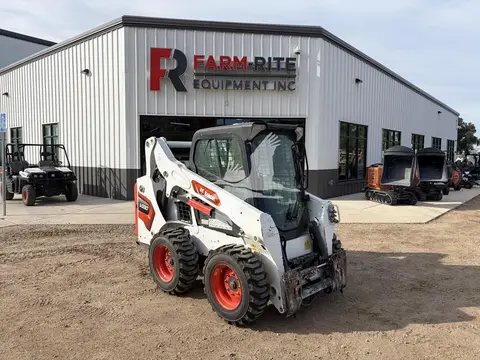 2024 Bobcat S590