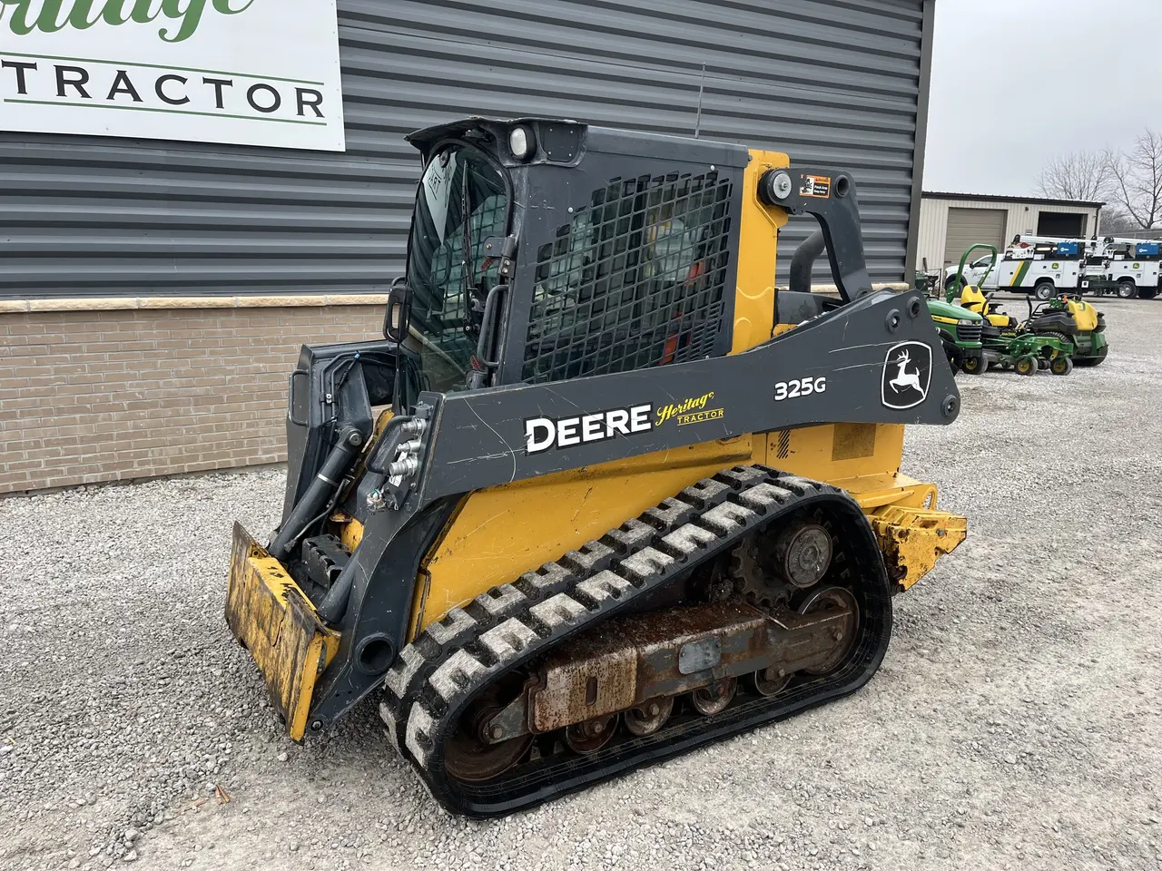 2023 John Deere 325G