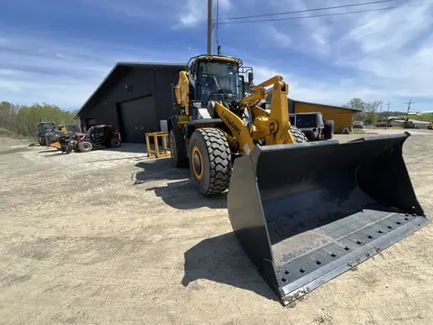 2023 LiuGong 848HV