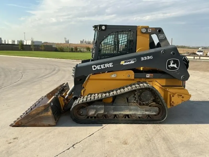 2022 John Deere 333G
