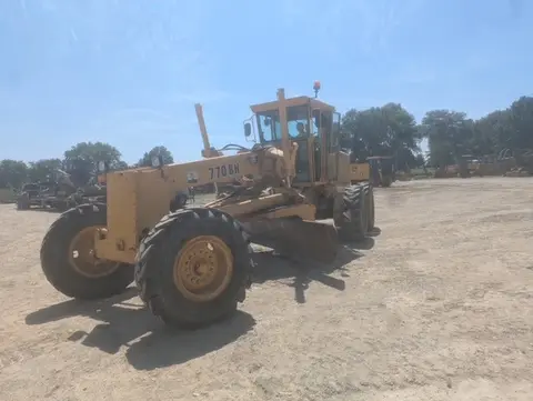 1987 John Deere 770BH
