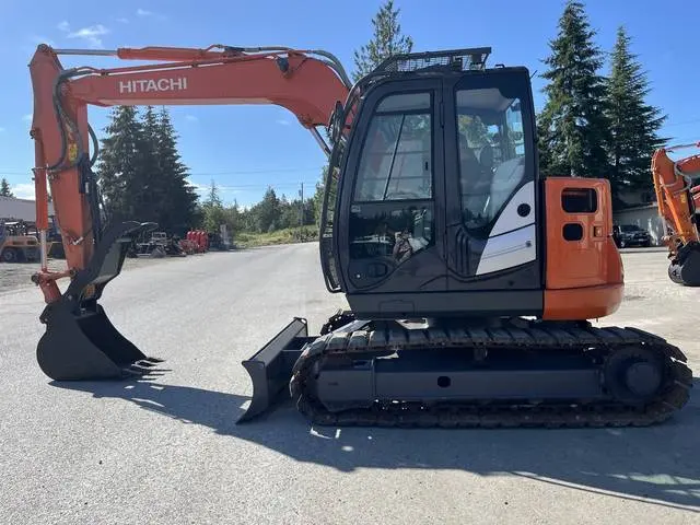 2017 Hitachi ZX75USK-5B