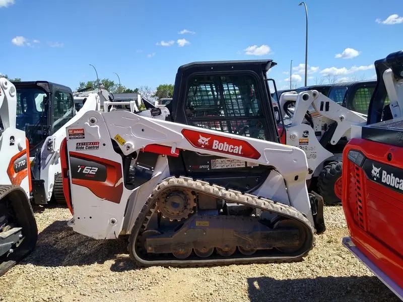 2023 Bobcat T62