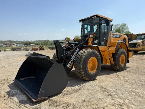 2024 Hyundai HL940A