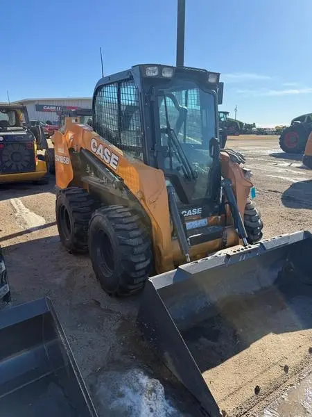 2023 Case SV185B