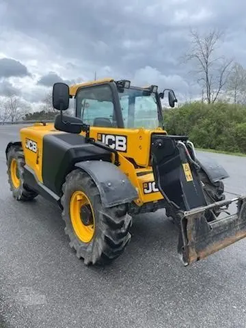 2021 JCB 525-60 Agri Plus