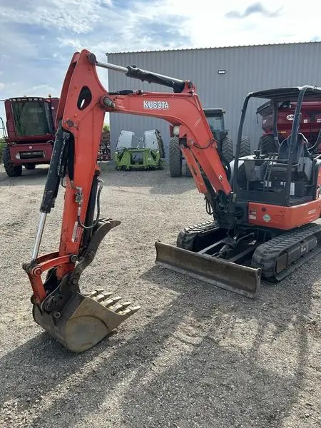 2017 Kubota KX033-4