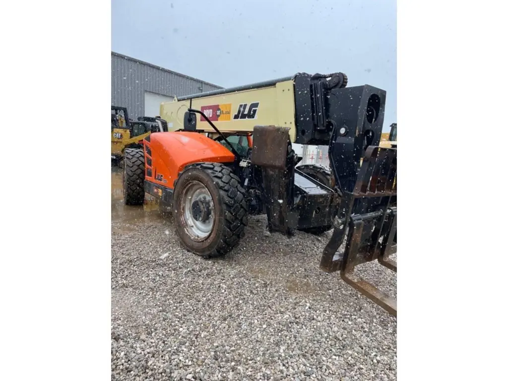 2019 JLG 1255