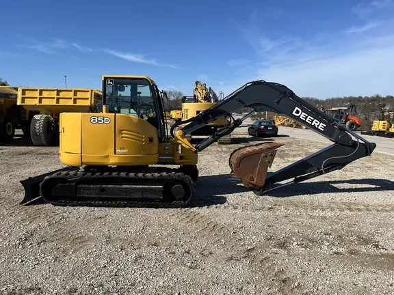 2012 John Deere 85D