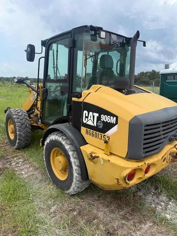 2017 Caterpillar 906M
