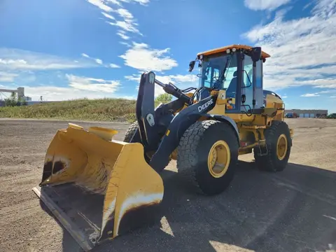 2019 John Deere 544L