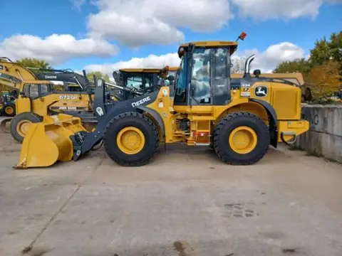 2023 John Deere 524P