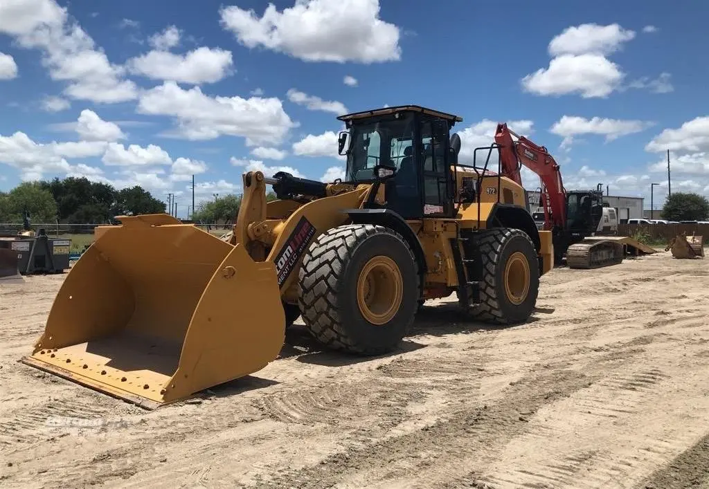 2022 Caterpillar 972