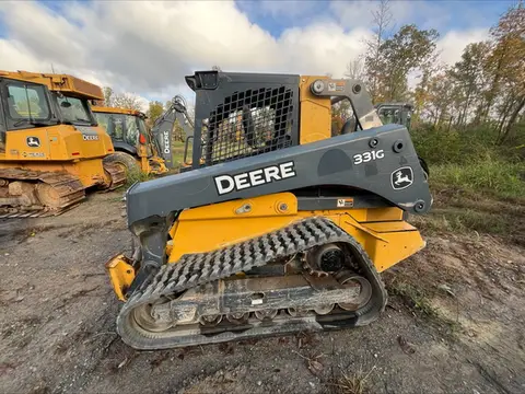 2019 John Deere 331G