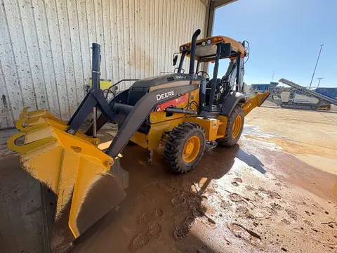 2023 John Deere 320P