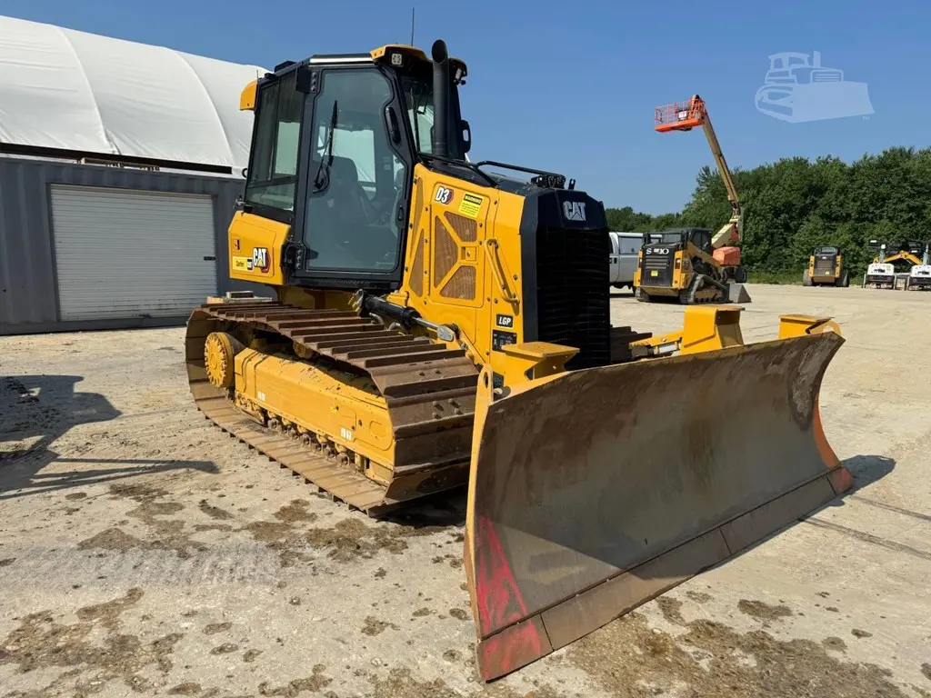 2025 Caterpillar D3