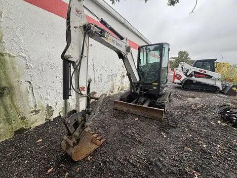 2019 Bobcat E35