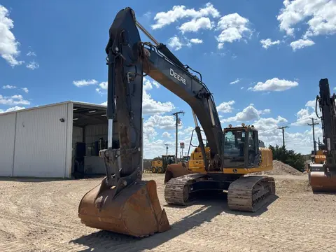2024 John Deere 350P