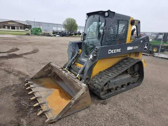 2023 John Deere 325G