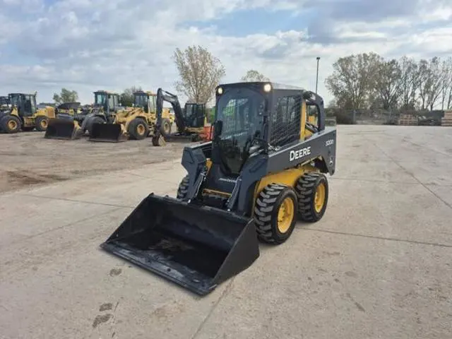 2012 John Deere 320D