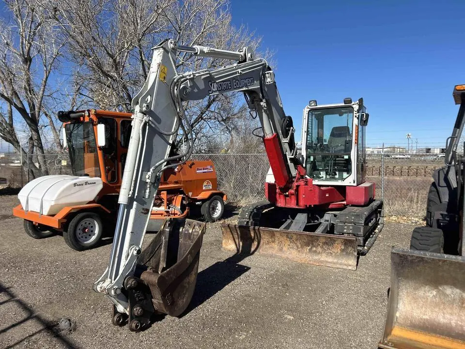 2018 Takeuchi TB280FR