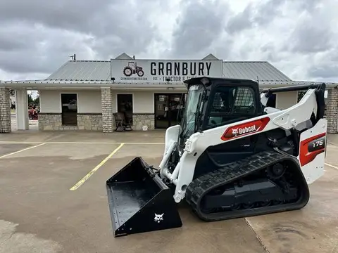 2023 Bobcat T76
