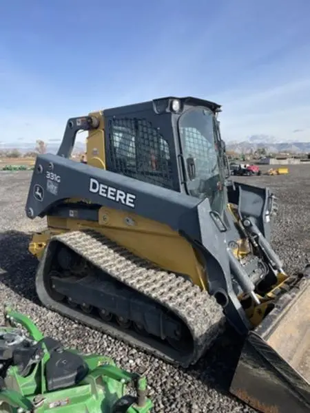 2019 John Deere 331G