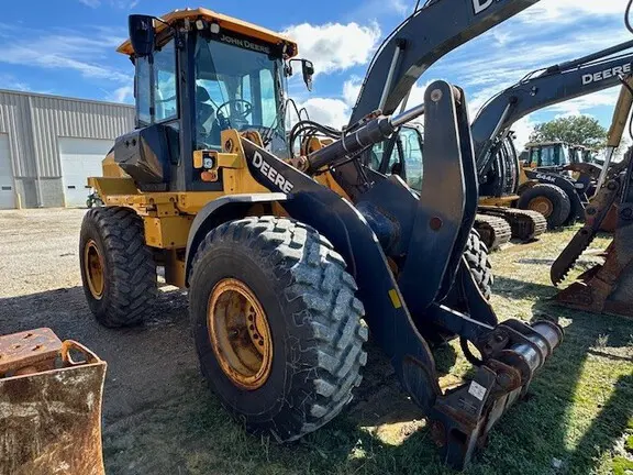 2023 John Deere 524P