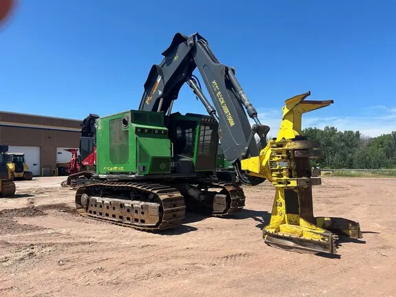 2018 John Deere 853M