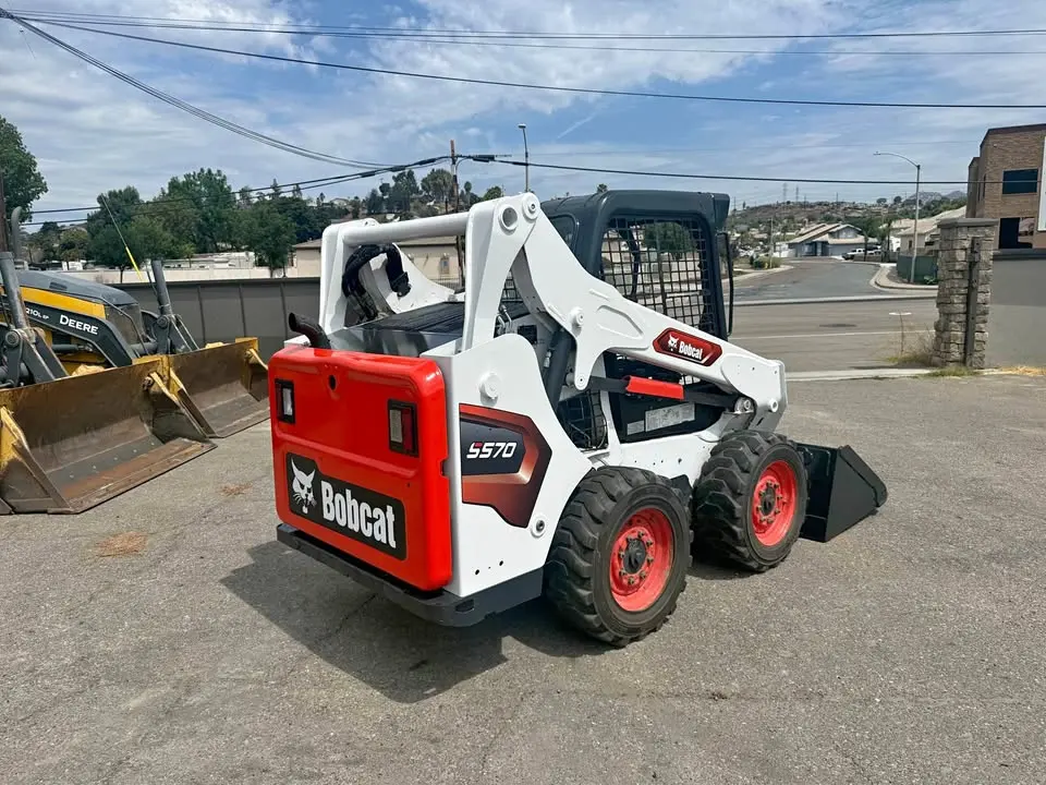 2019 Bobcat S570
