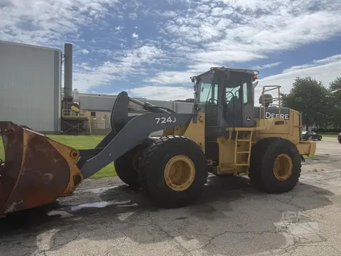 2008 John Deere 724J