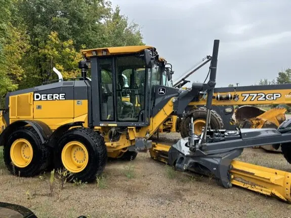 2018 John Deere 772G