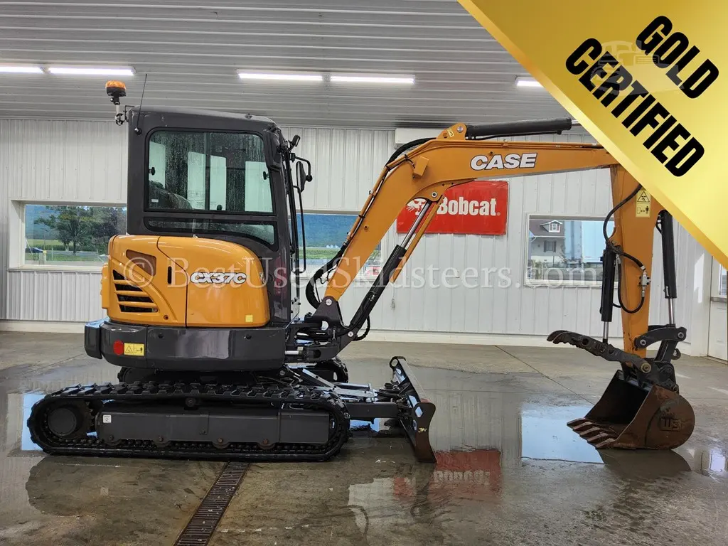 2023 Case CX37C