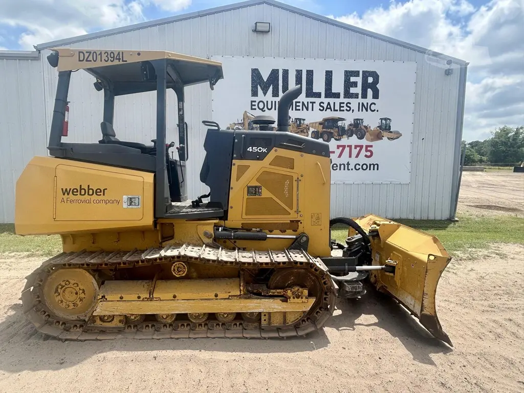 2022 John Deere 450K LT