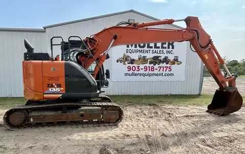 2019 Hitachi ZX135US-6