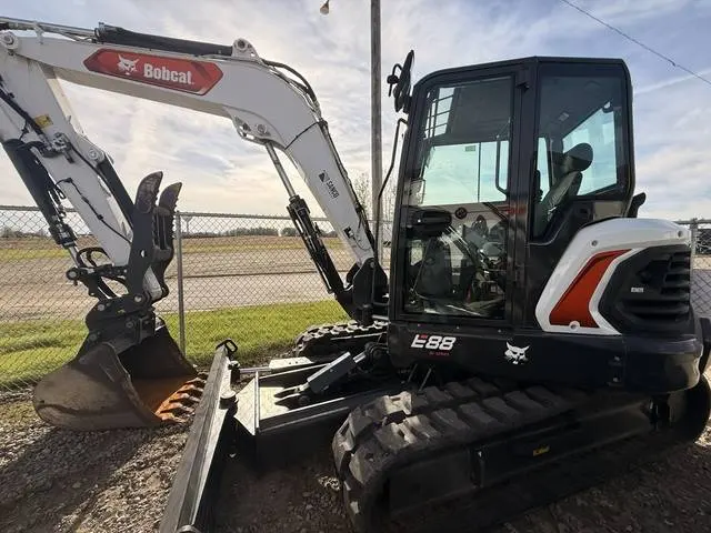 2023 Bobcat E88