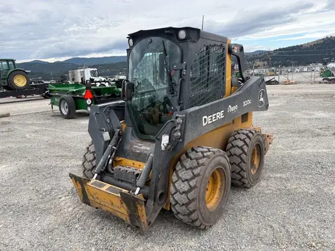 2022 John Deere 320G