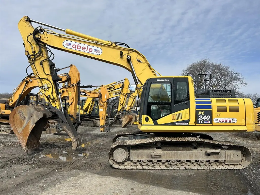2018 Komatsu PC240 LC-11