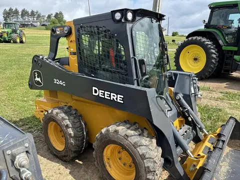 2025 John Deere 324G