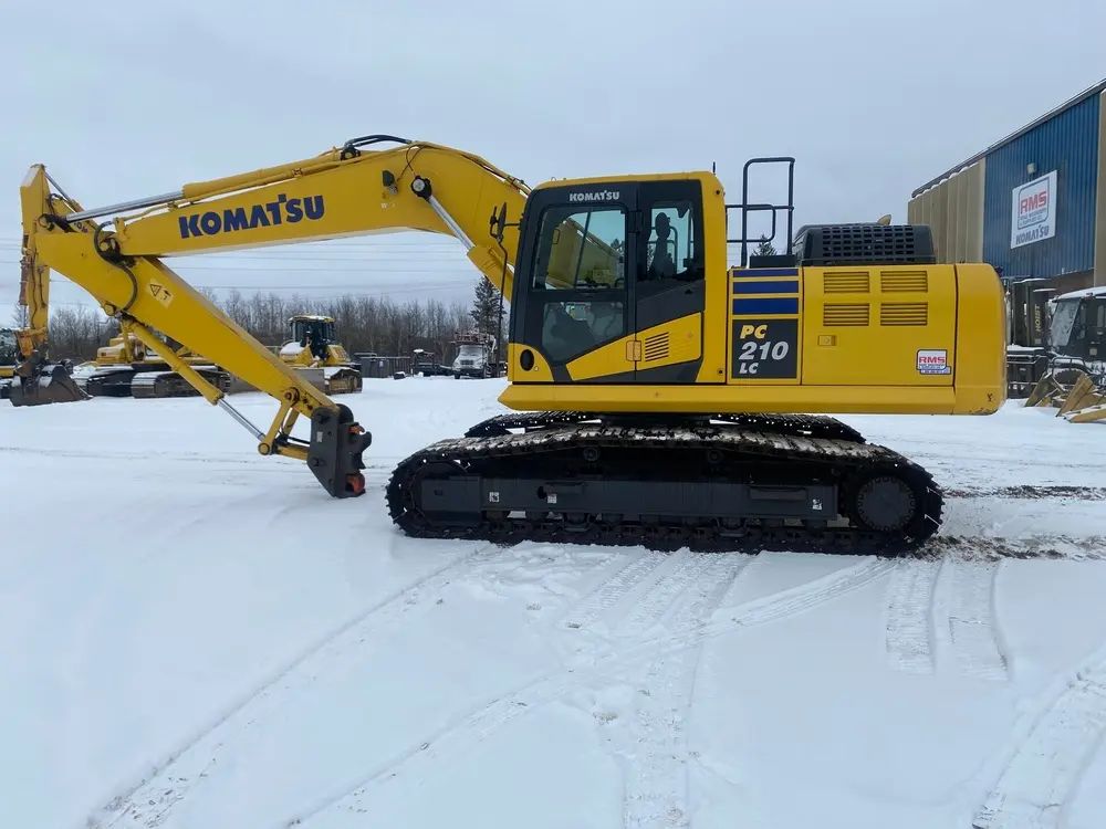 2021 Komatsu PC210LC-11