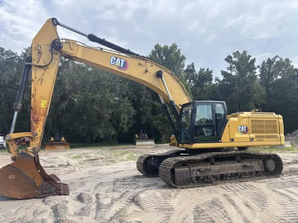2022 Caterpillar 350